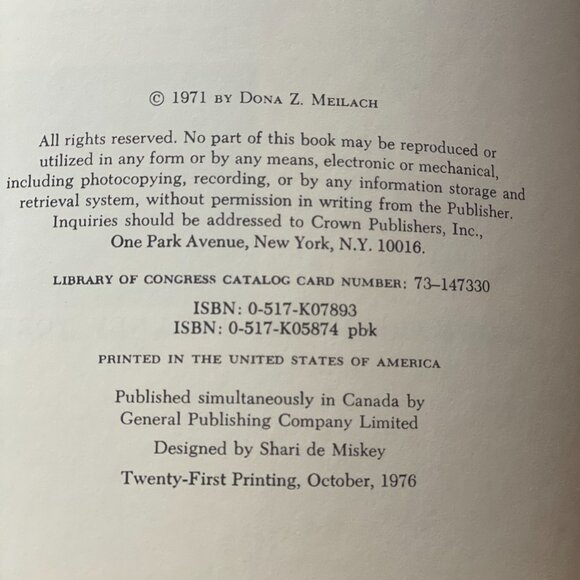 19-(VB) Vintage. Collectors. Books. Macrame. 70s. Soapmaker. 90s. Rare. - Picture 4 of 17